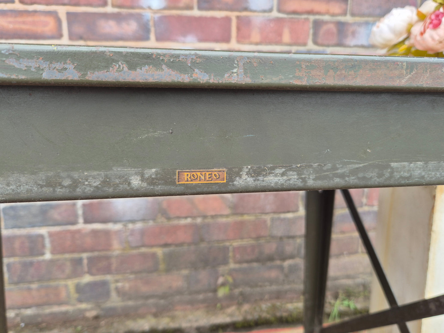 Vintage RONEO 1960s Table Industrial Green Metal Table Desk💚