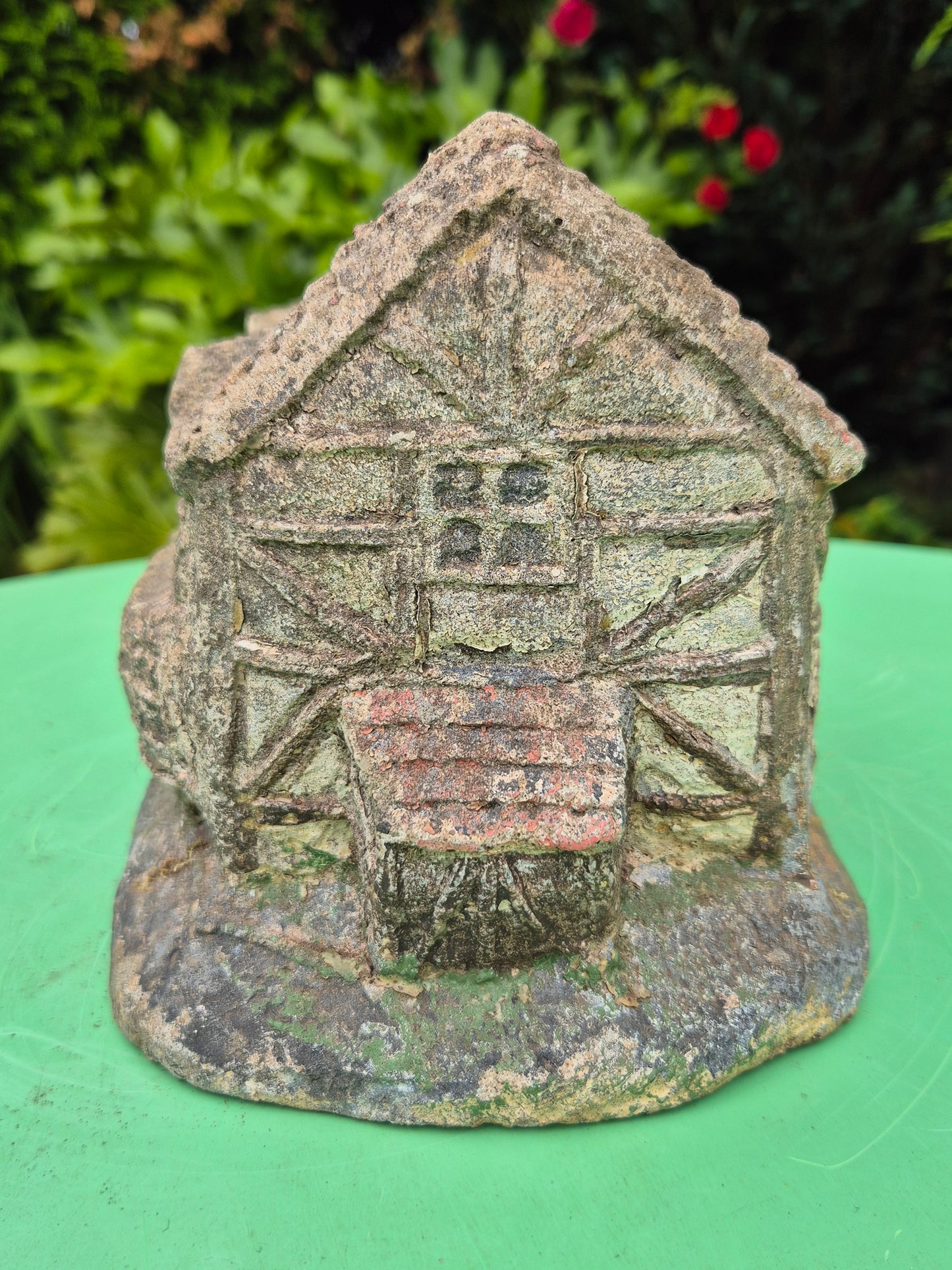 Vintage 1980's Country Cottage / Farmhouse Garden Ornament