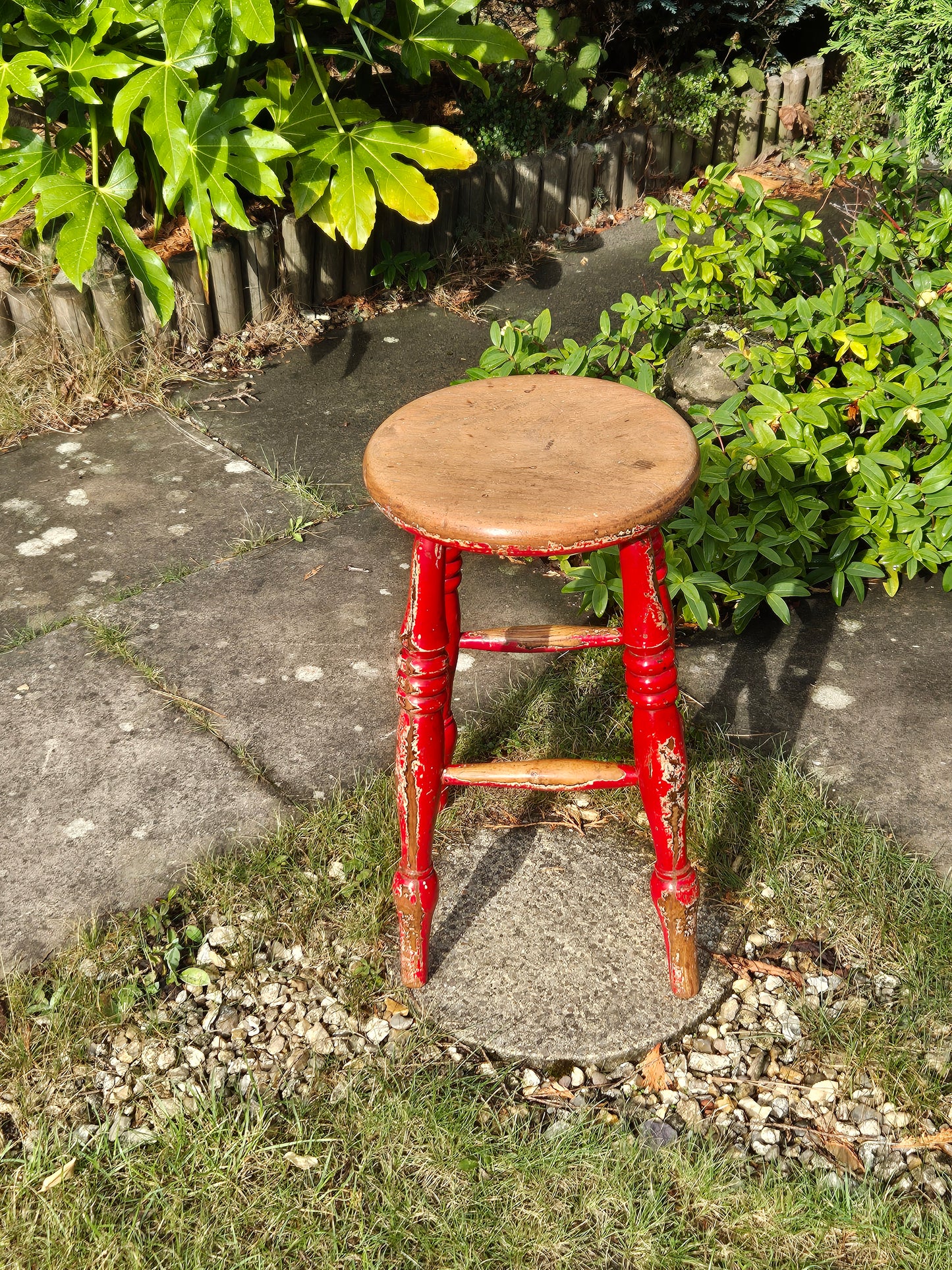 Antique Elm Top Stool Round Top, Turned Legs Country Farmhouse Red