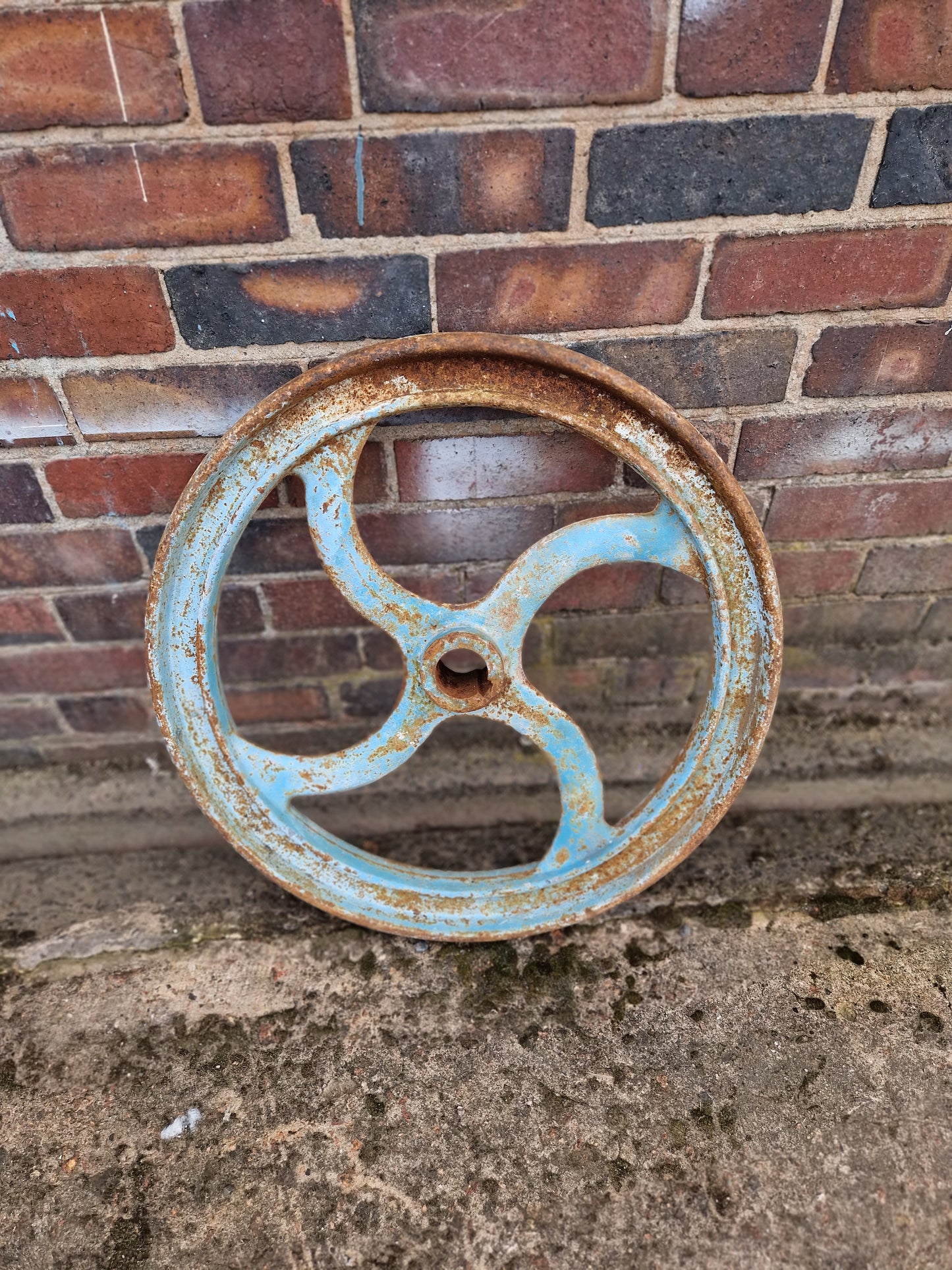 Vintage Large 24" Old Cast Iron Wheel Garden Display