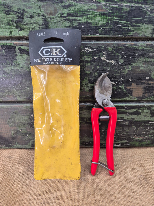 Vintage C K Garden Secateurs Rose Plant Pruning Pruners Made In Italy 7 INCH