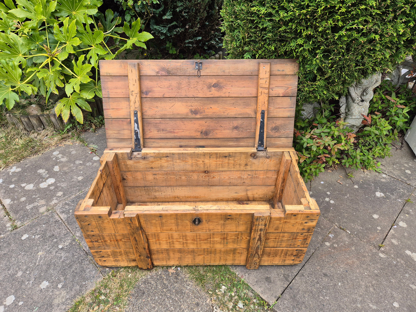Vintage Rustic Pine Box Crate