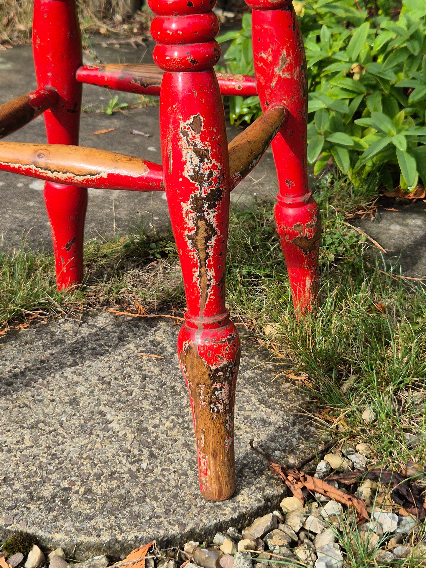 Antique Elm Top Stool Round Top, Turned Legs Country Farmhouse Red
