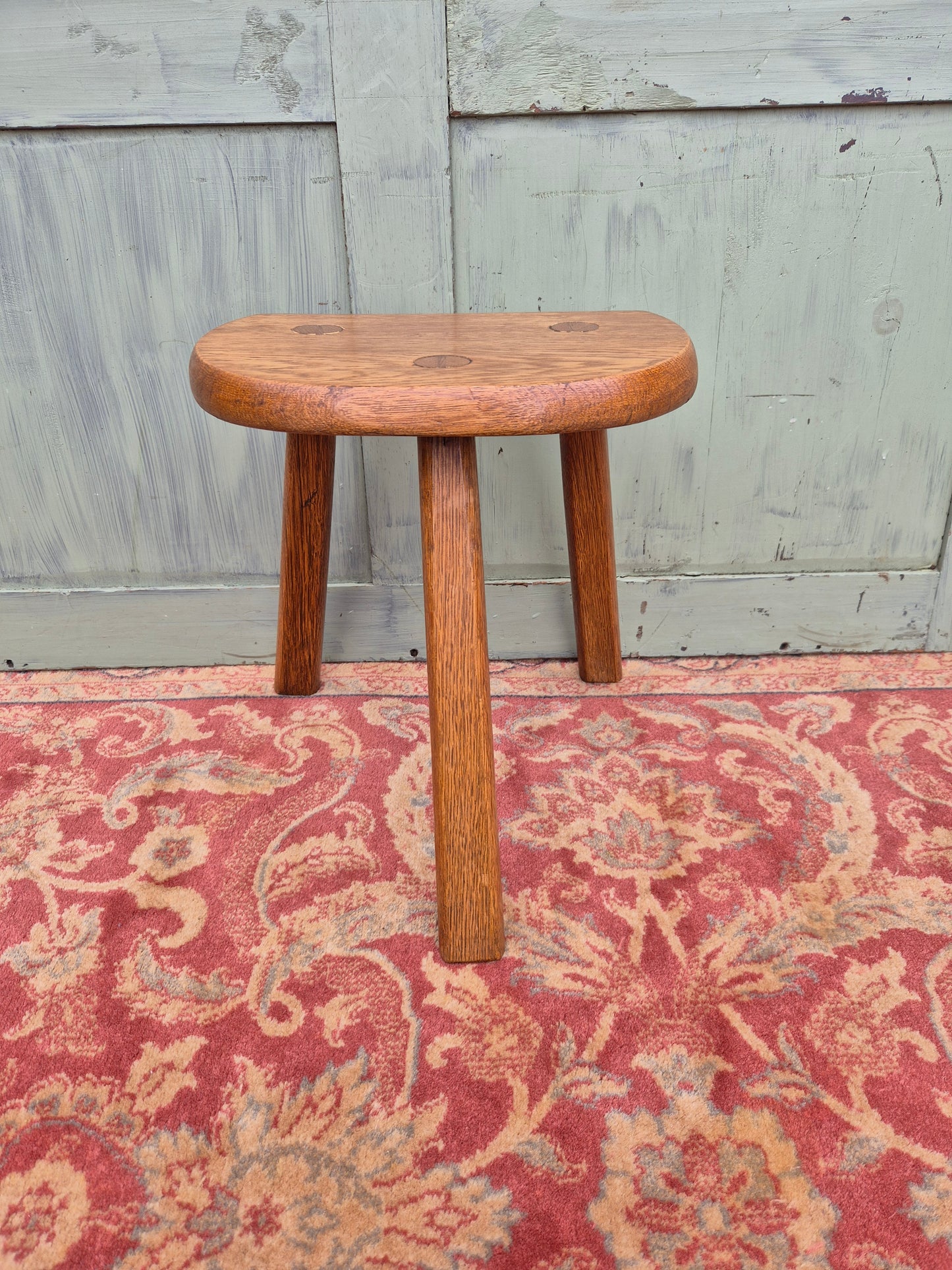 Vintage Oak Tripod Milking Stool Pedestal Barn Country Plant Stand