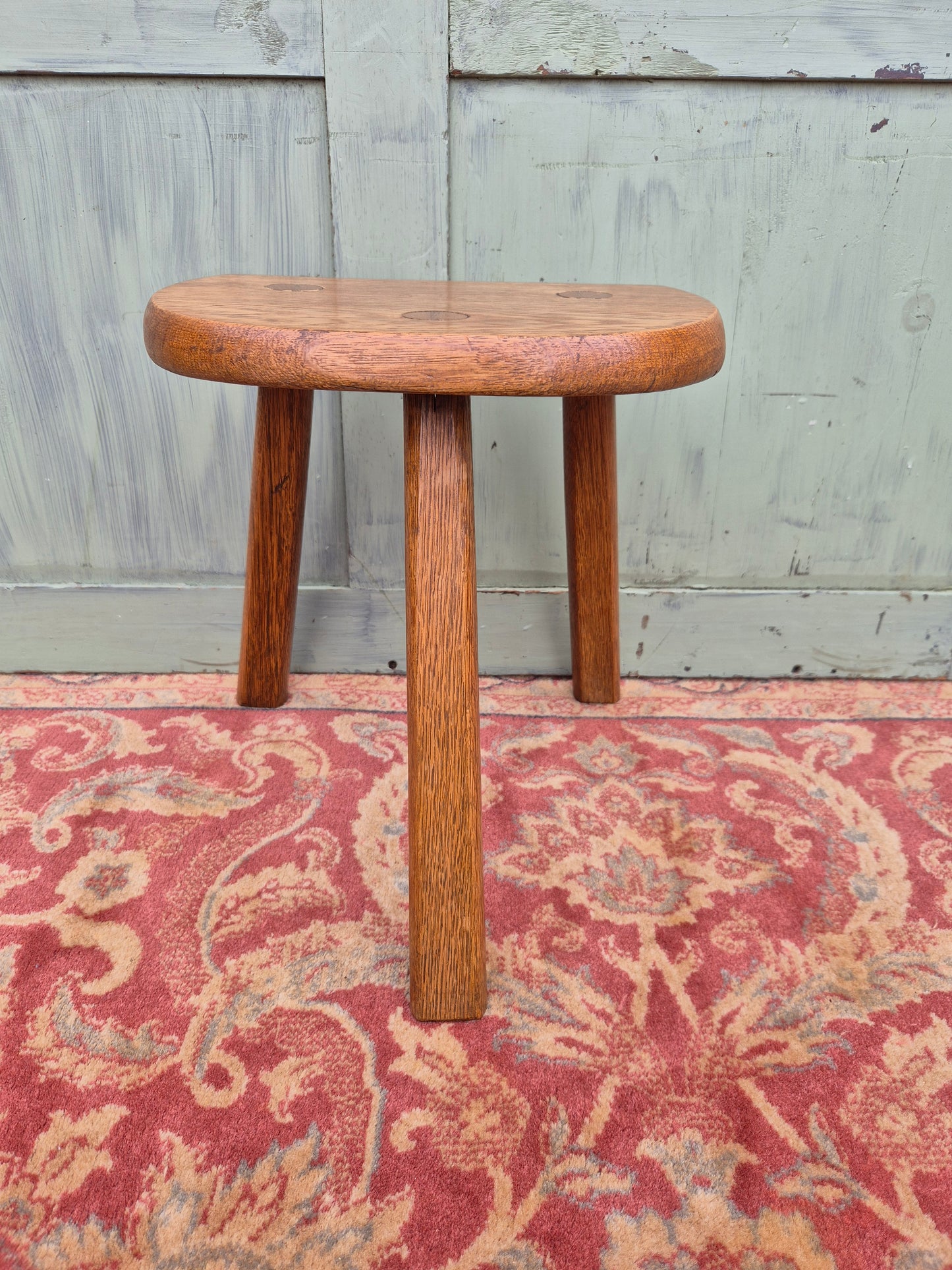 Vintage Oak Tripod Milking Stool Pedestal Barn Country Plant Stand