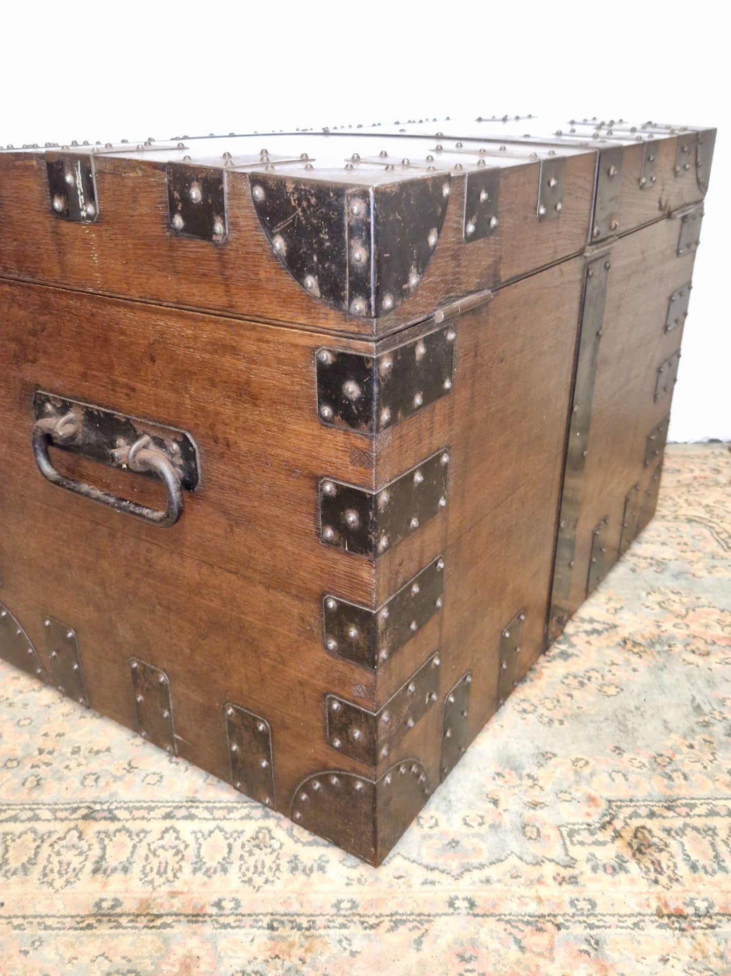 Antique English Oak Silversmiths Box Chest Goldsmiths And Silversmiths London