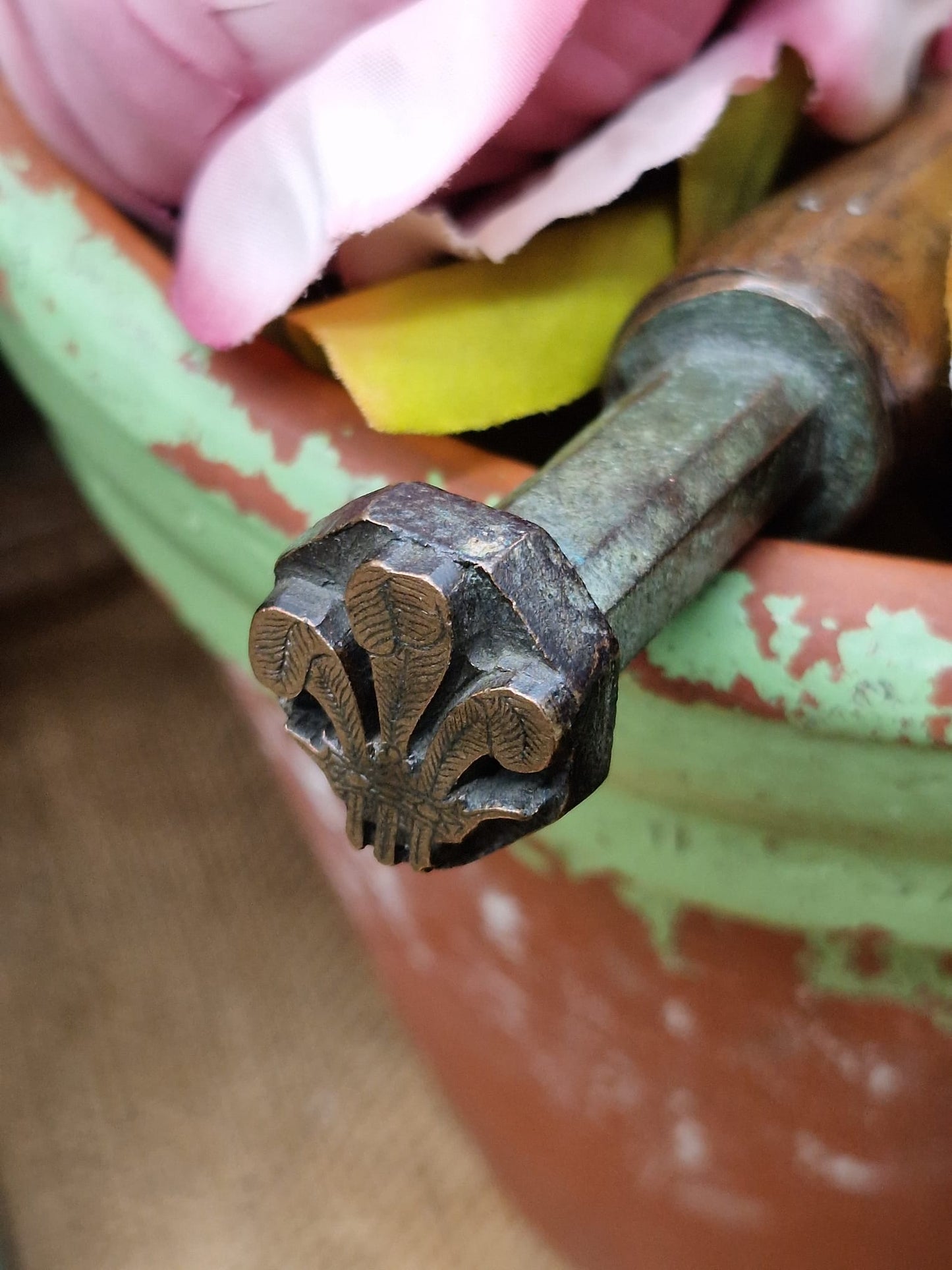 Bookbinding Antique Fleur De Lys Tool Crown