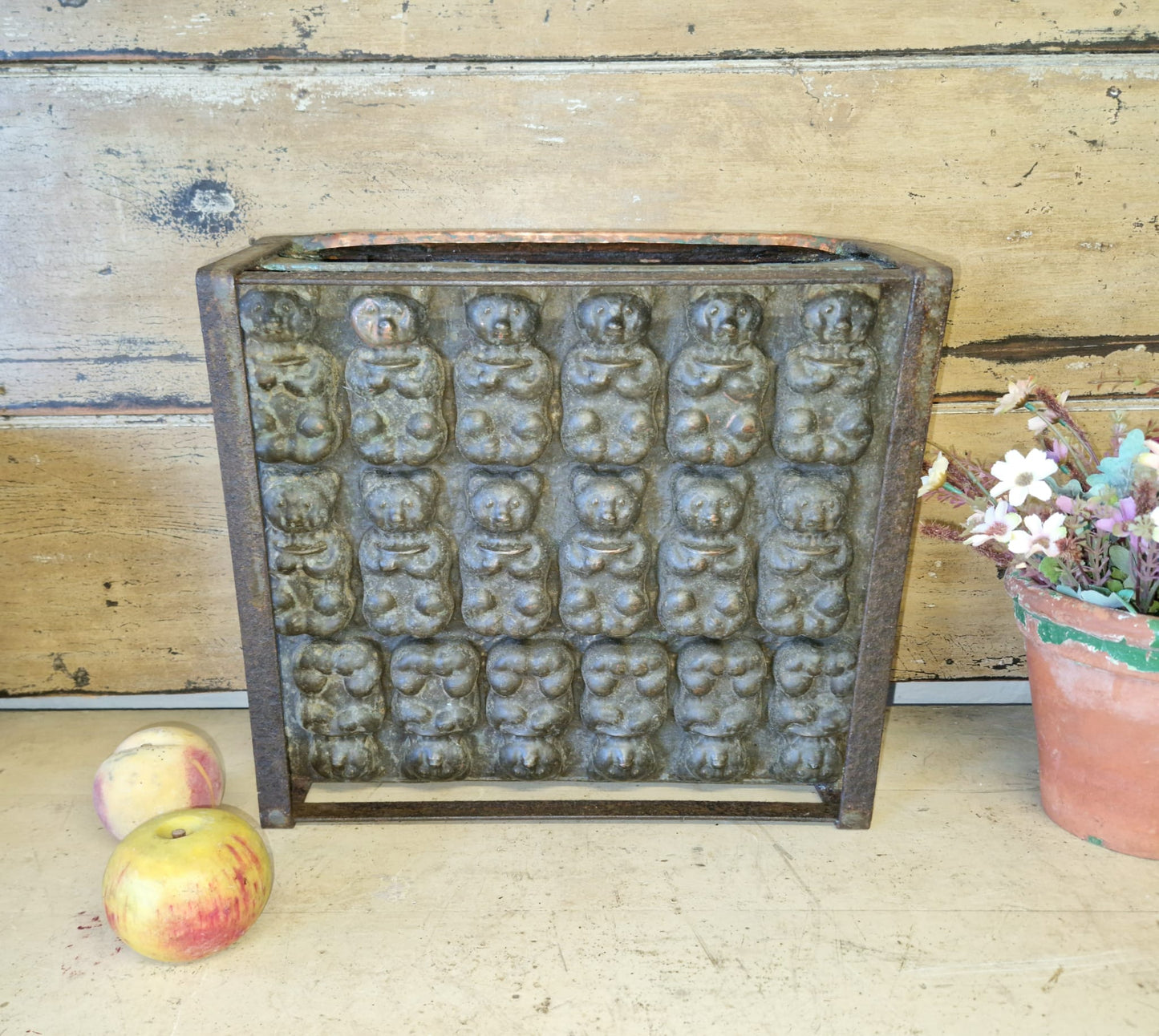 Fabulous Vintage Teddy Bear Ice Cream Mould