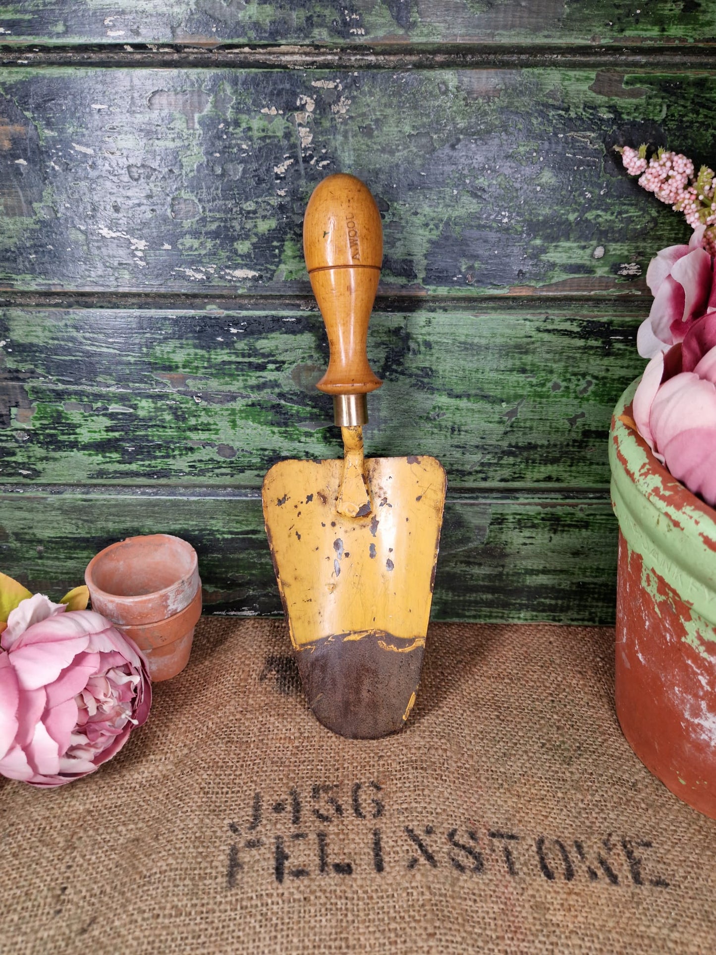 Vintage Garden Hand Trowel Yellow Chippy Paint