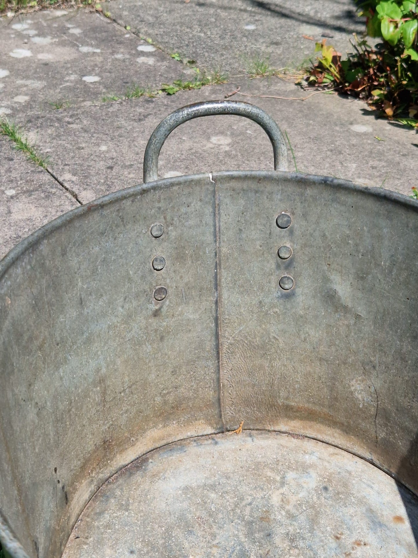 Vintage Galvanised Tub Dog Bath HMC Dated 1952 Army Broad Arrow Mark