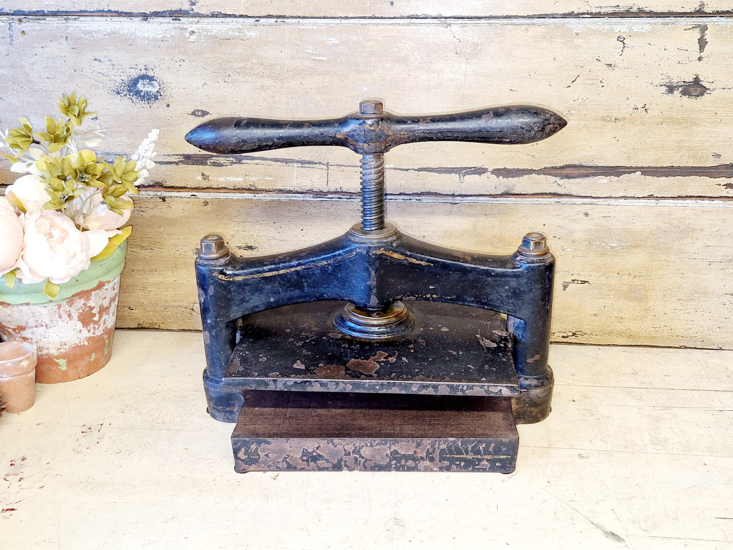 Antique Book Binding Press Flower Press