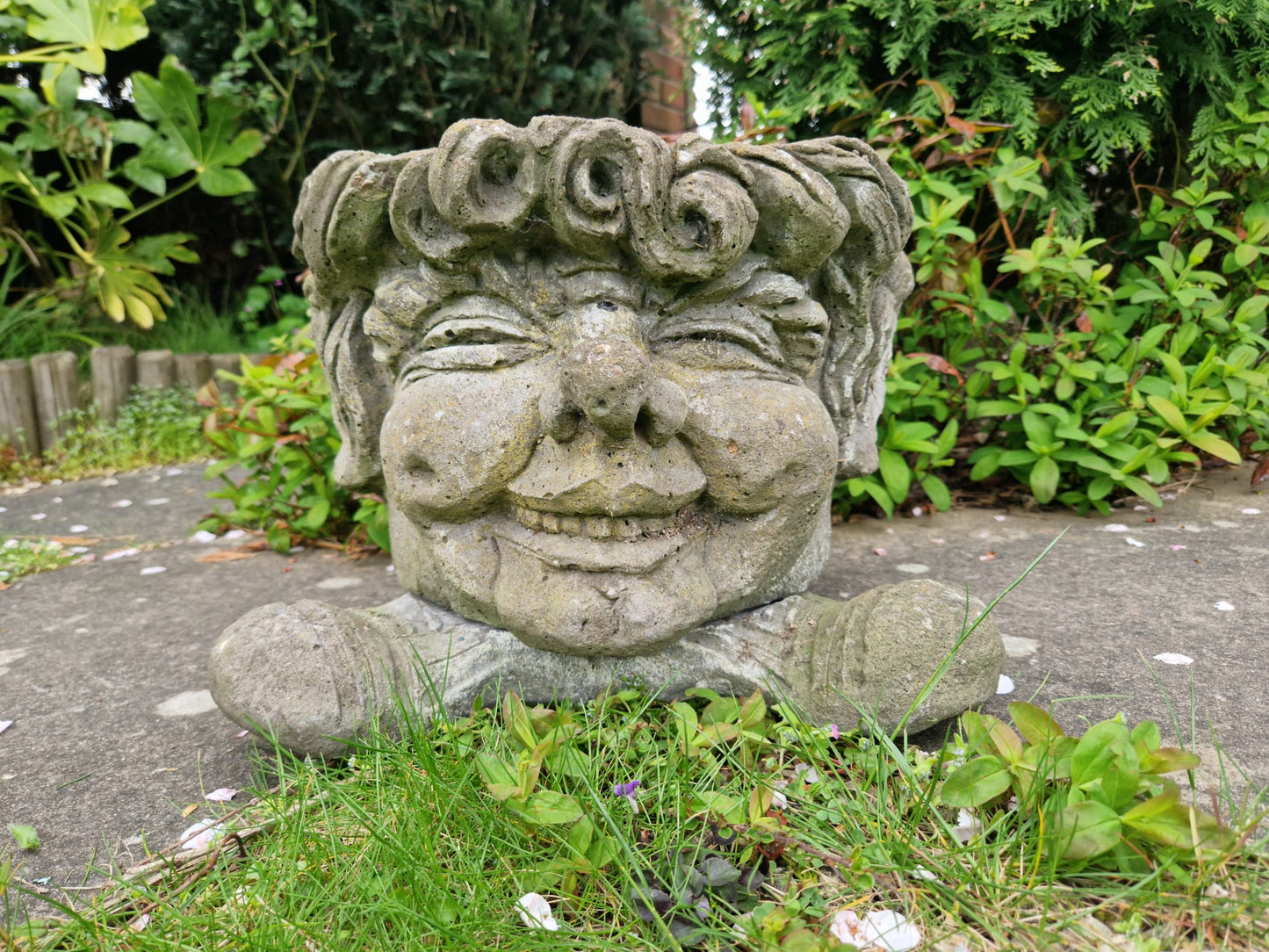 Vintage Composite Stone Garden Flower Pot Planter Gargoyle Hobbit Funny Face