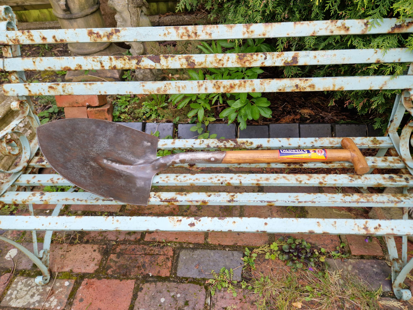 Vintage Stockton Heath Forge Caldwells Shovel Spade Original Label Rare