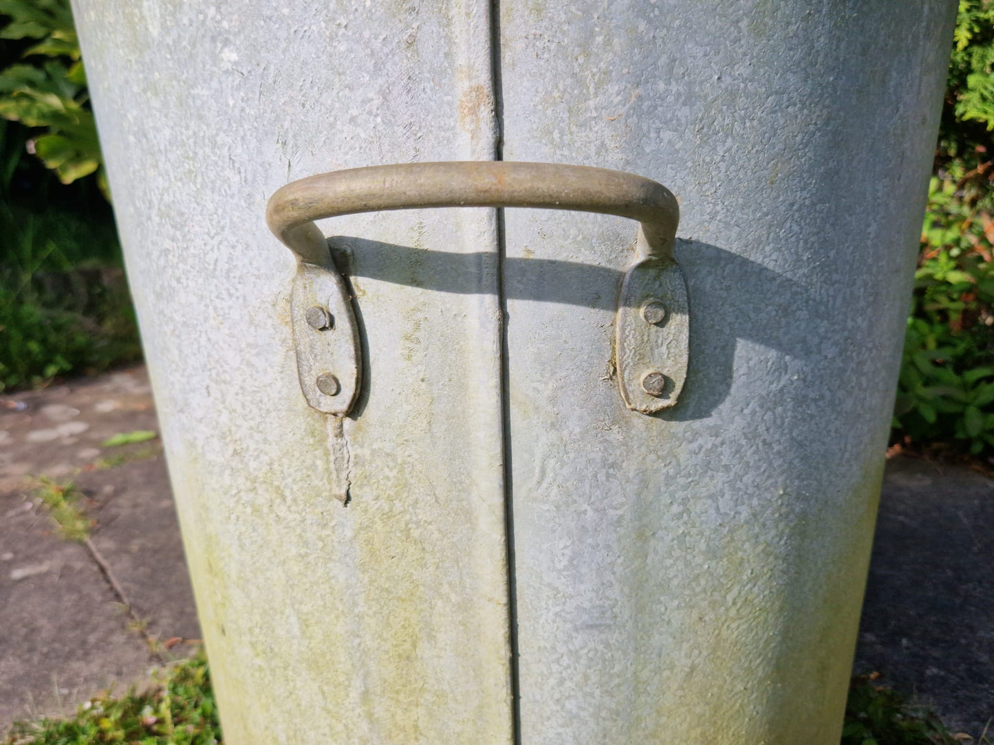 Vintage galvanised Heavy Duty Dustbin With Lid & Handles Dated 1971