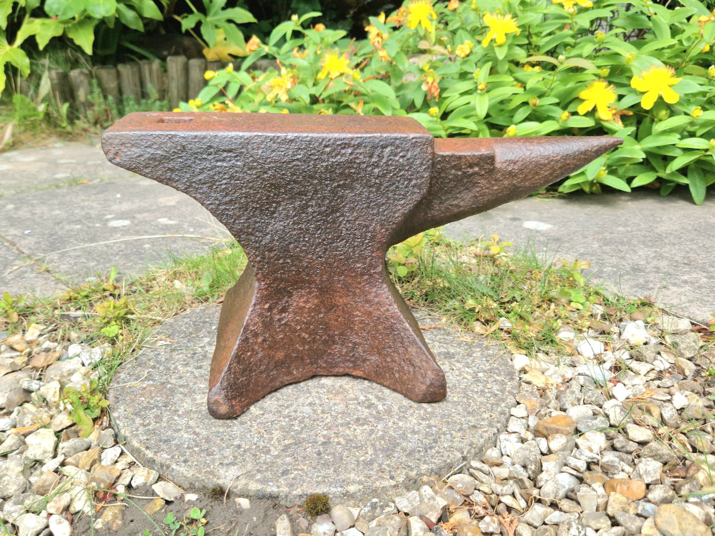 Vintage Blacksmith Anvil - Green Approx 35kg