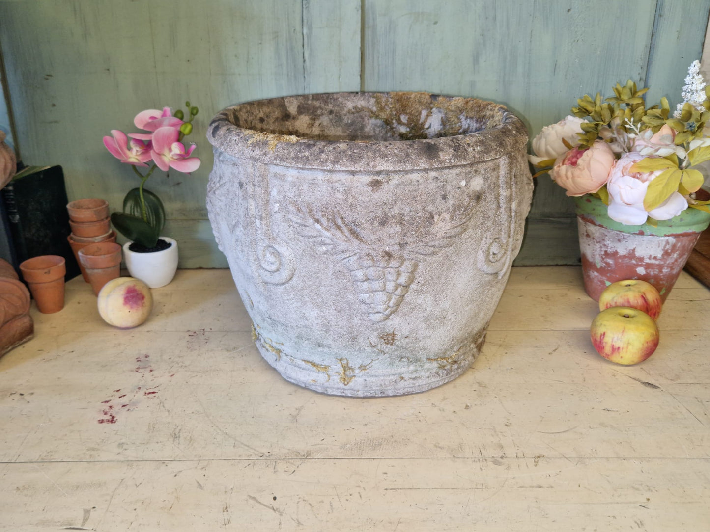 Vintage Grapes & Vines Planter Pot Heavy