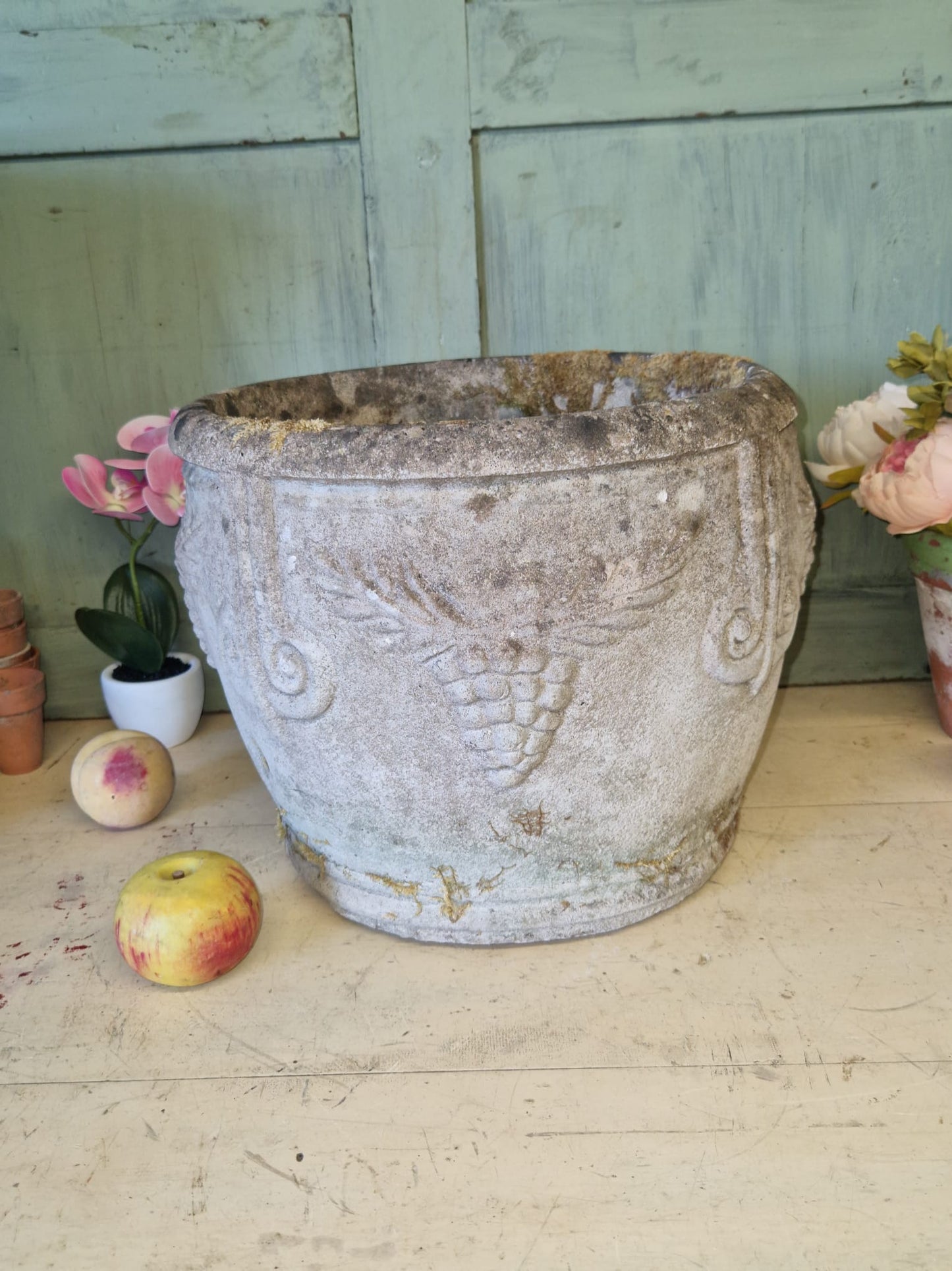 Vintage Grapes & Vines Planter Pot Heavy