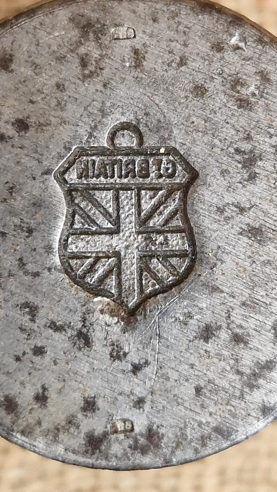 GT BRITAIN Vintage Enamel Souvenir Charm Metal Steel Die Stamp Industrial