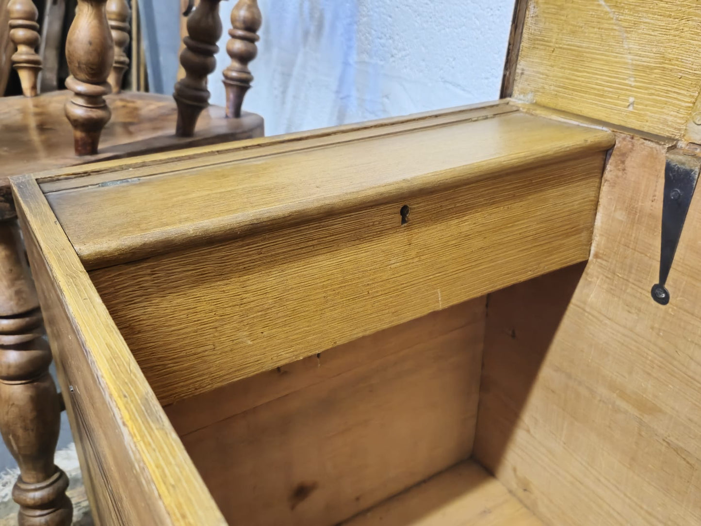 Antique Pine Blanket Box With Original Scumbling Wooden Storage Trunk Scumble