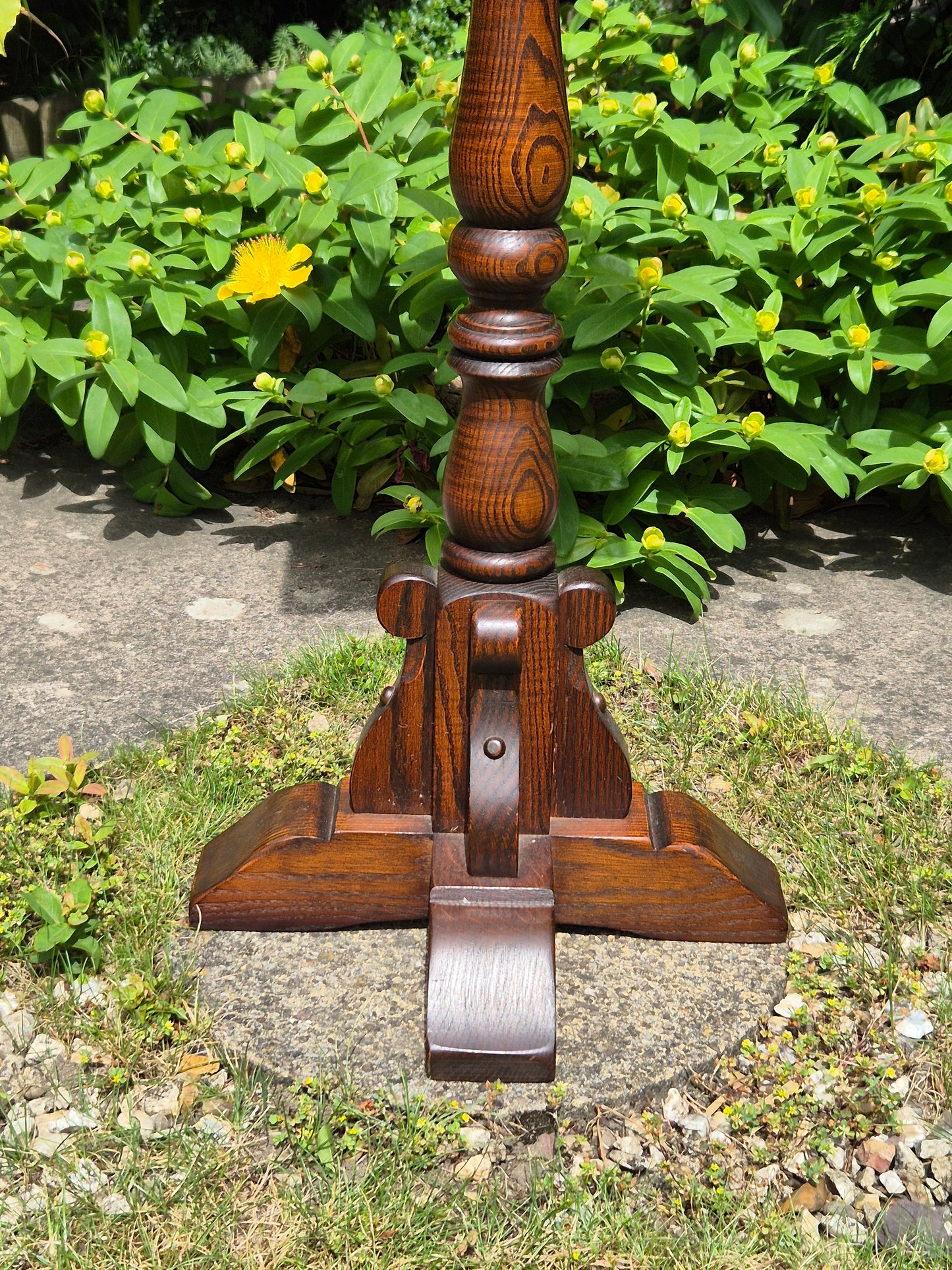 Vintage Old Charm plant stand - In The Malthouse Collective Stroud GL6 6NU