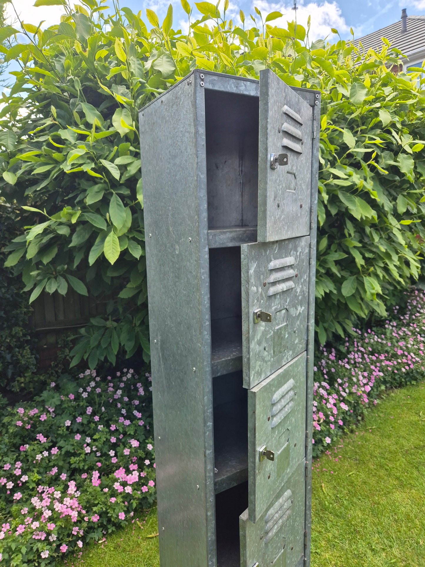 Galvanised lockers - In The Malthouse Collective Antiques Centre Stroud