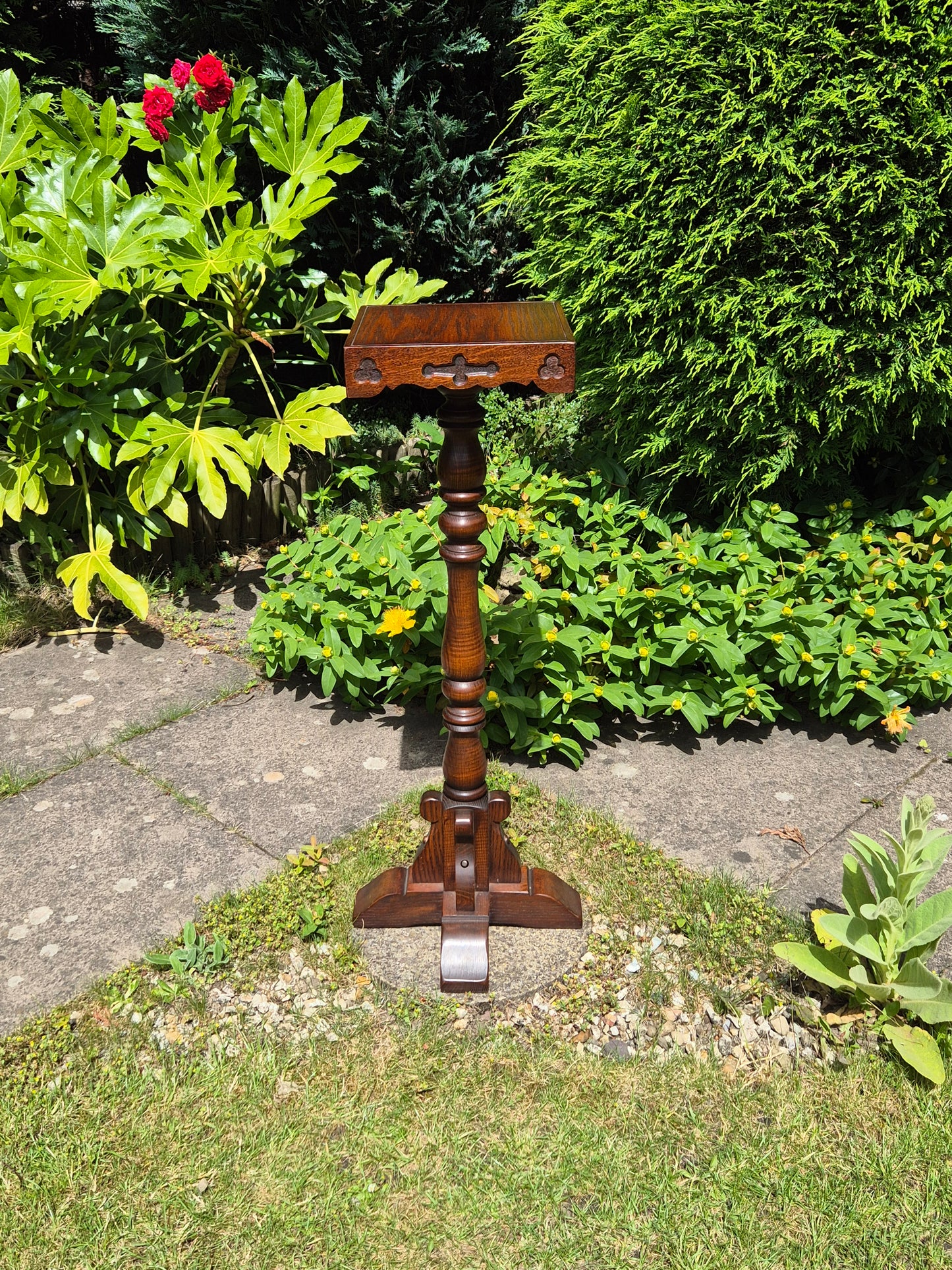 Vintage Old Charm plant stand - In The Malthouse Collective Stroud GL6 6NU